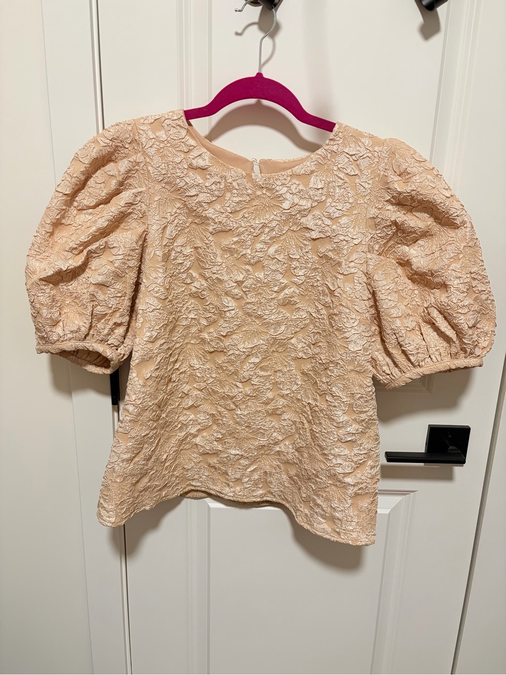 Endless Rose Peach Textured Puff-Sleeve Blouse